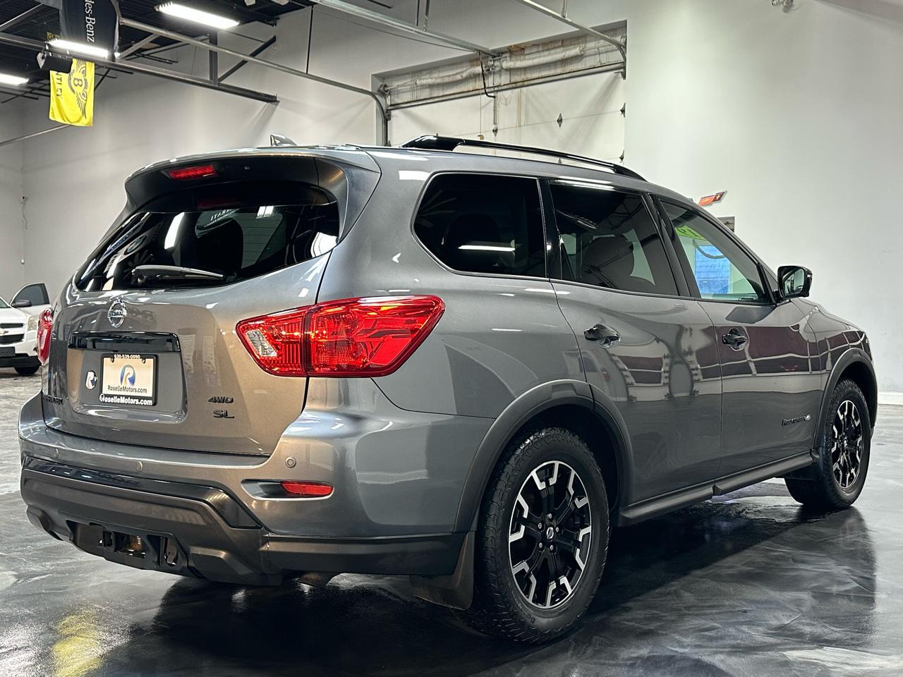 Nissan Pathfinder  2019