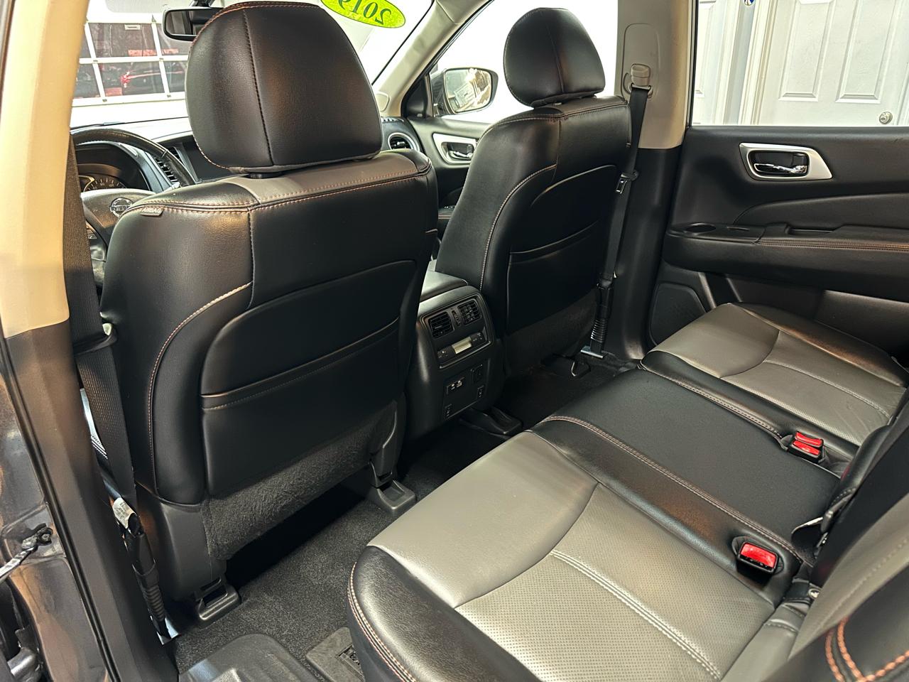 Nissan Pathfinder  2019