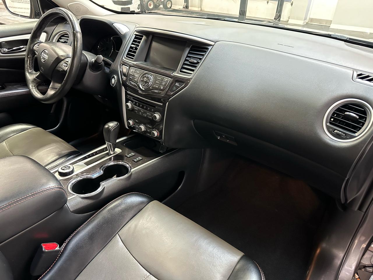 Nissan Pathfinder  2019