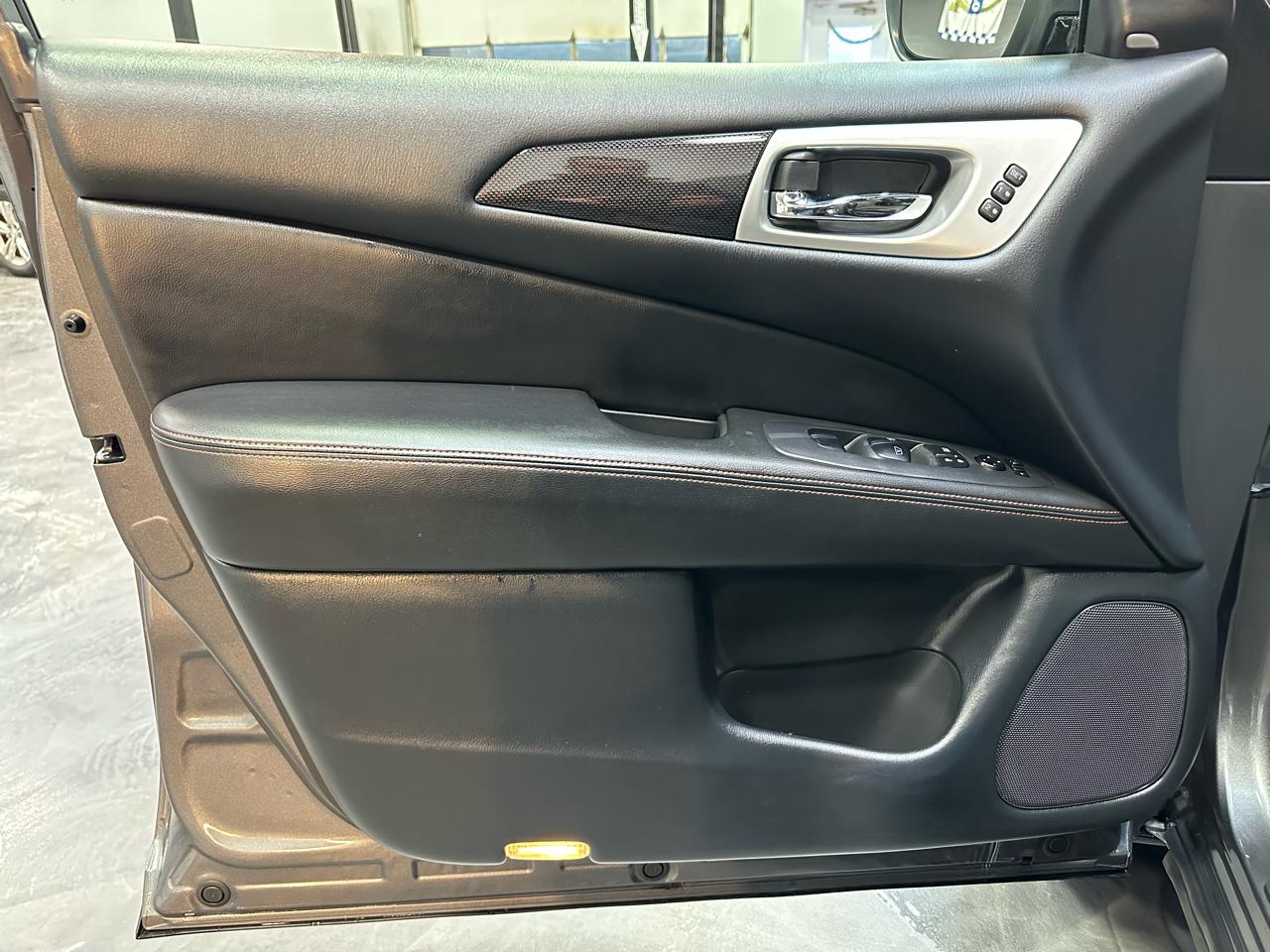 Nissan Pathfinder  2019