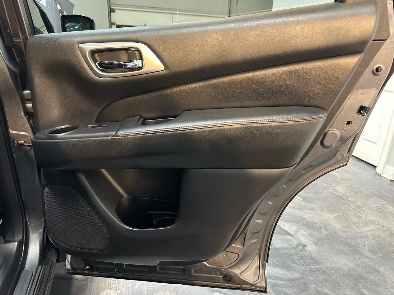 Nissan Pathfinder  2019