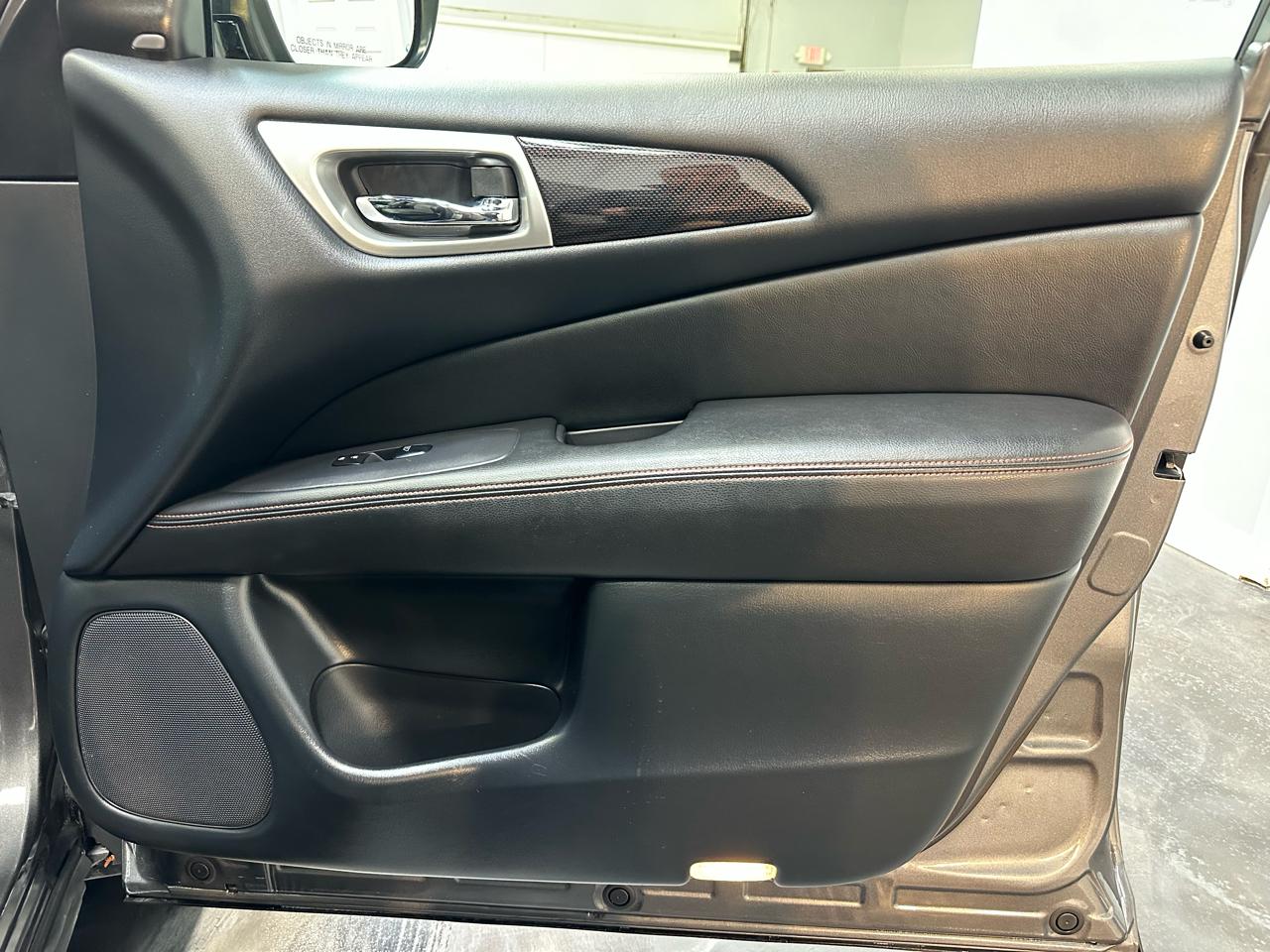 Nissan Pathfinder  2019