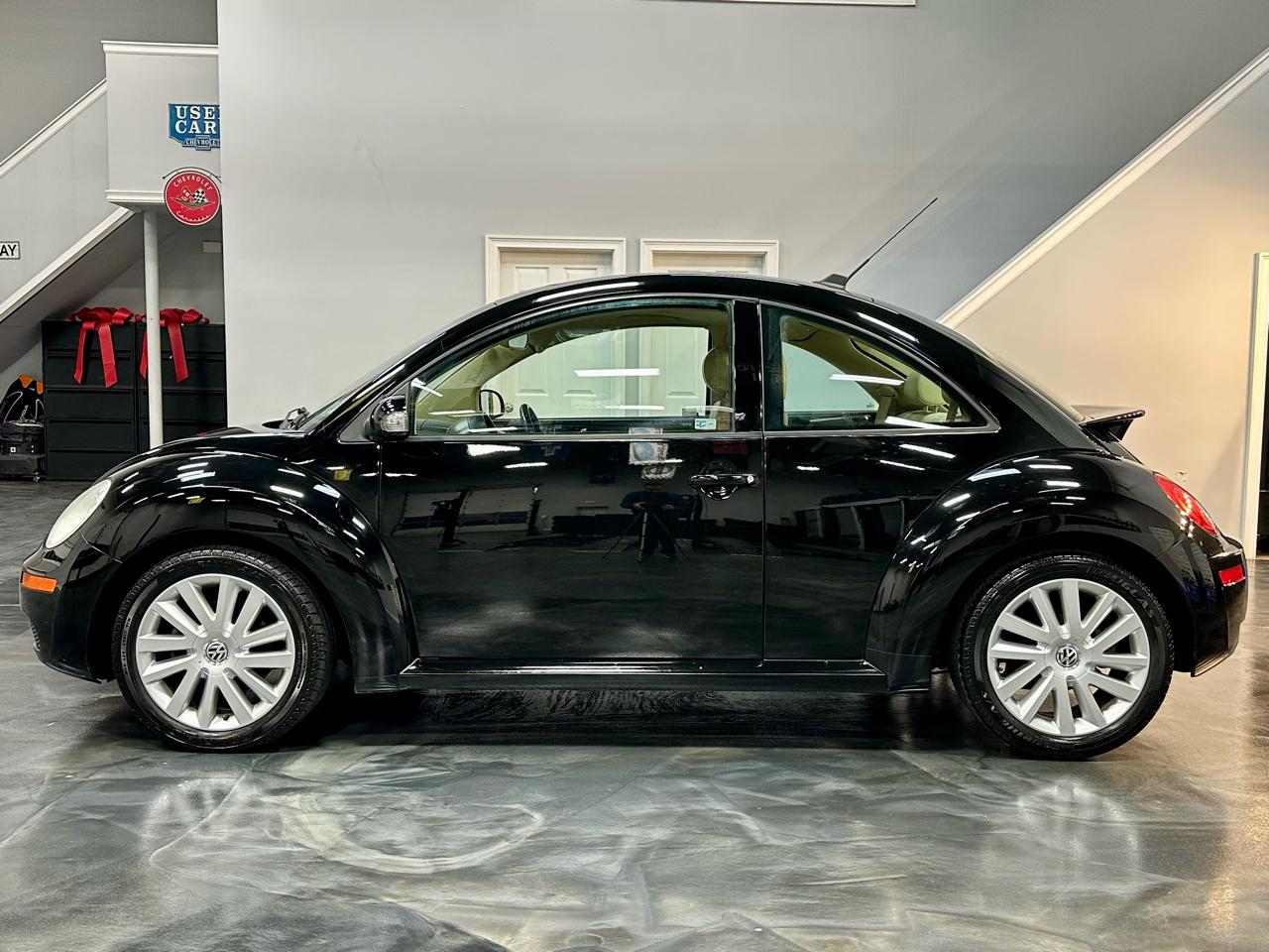 Volkswagen New Beetle Coupe 2dr Auto SE 2008