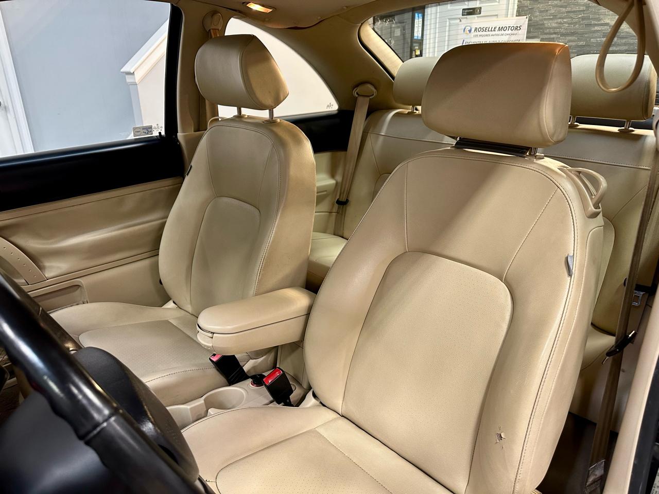 Volkswagen New Beetle Coupe 2dr Auto SE 2008