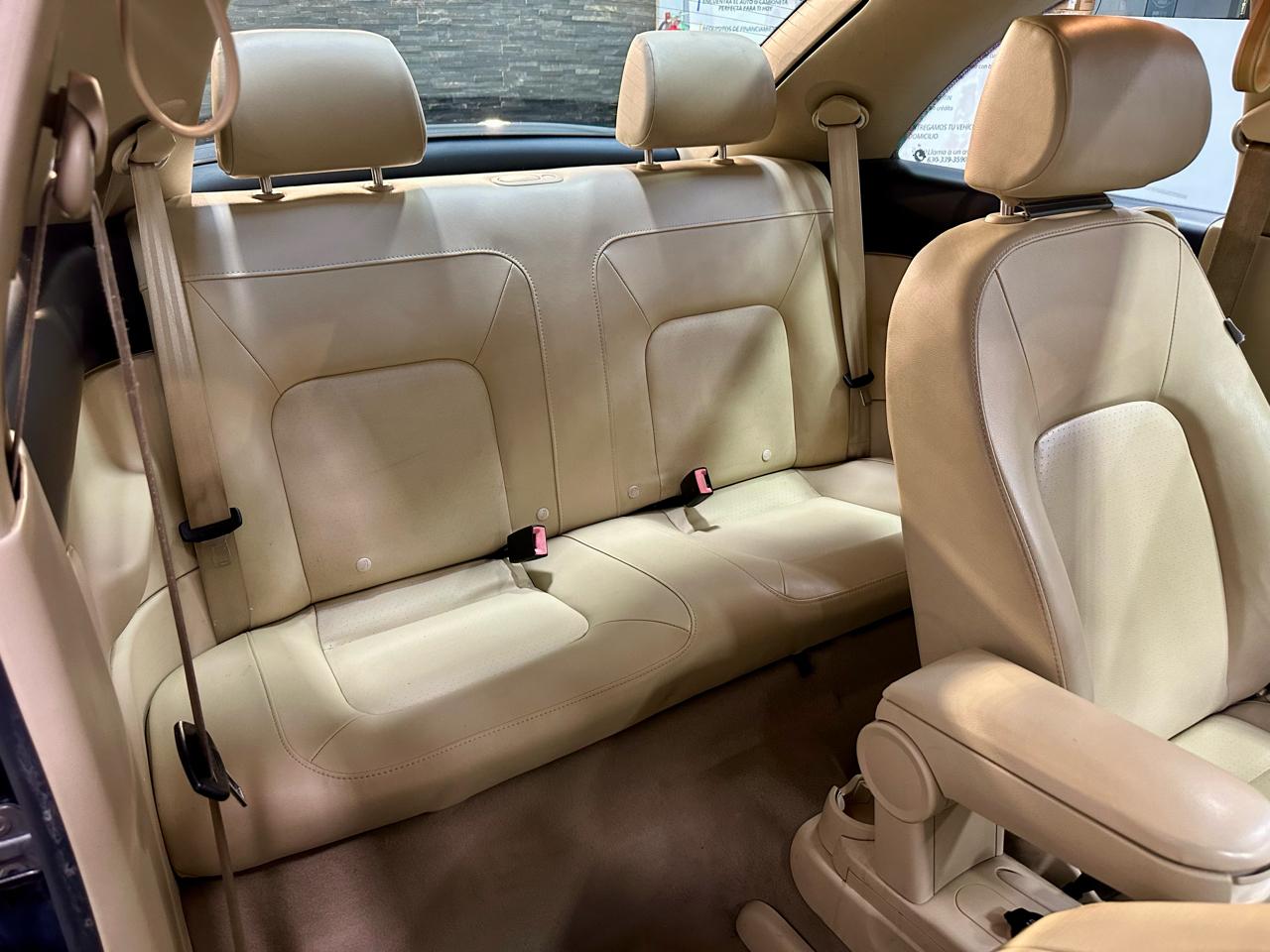 Volkswagen New Beetle Coupe 2dr Auto SE 2008