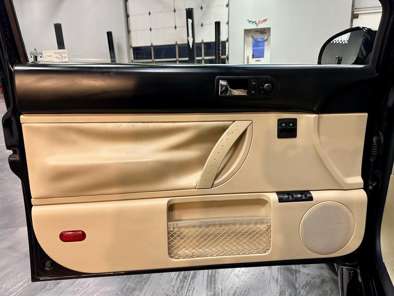 Volkswagen New Beetle Coupe 2dr Auto SE 2008