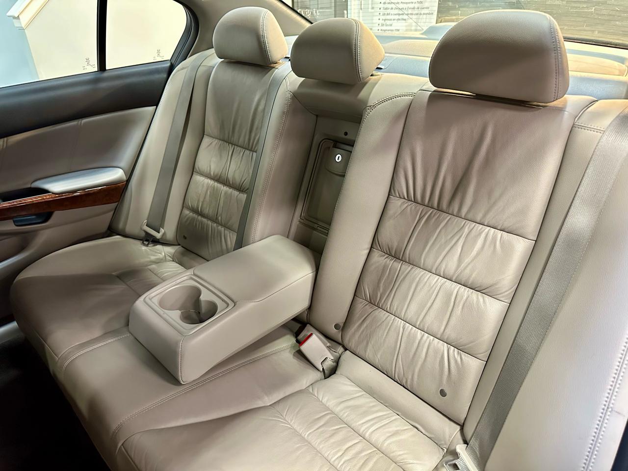 Honda Accord Sdn 4dr I4 Auto EX-L 2011