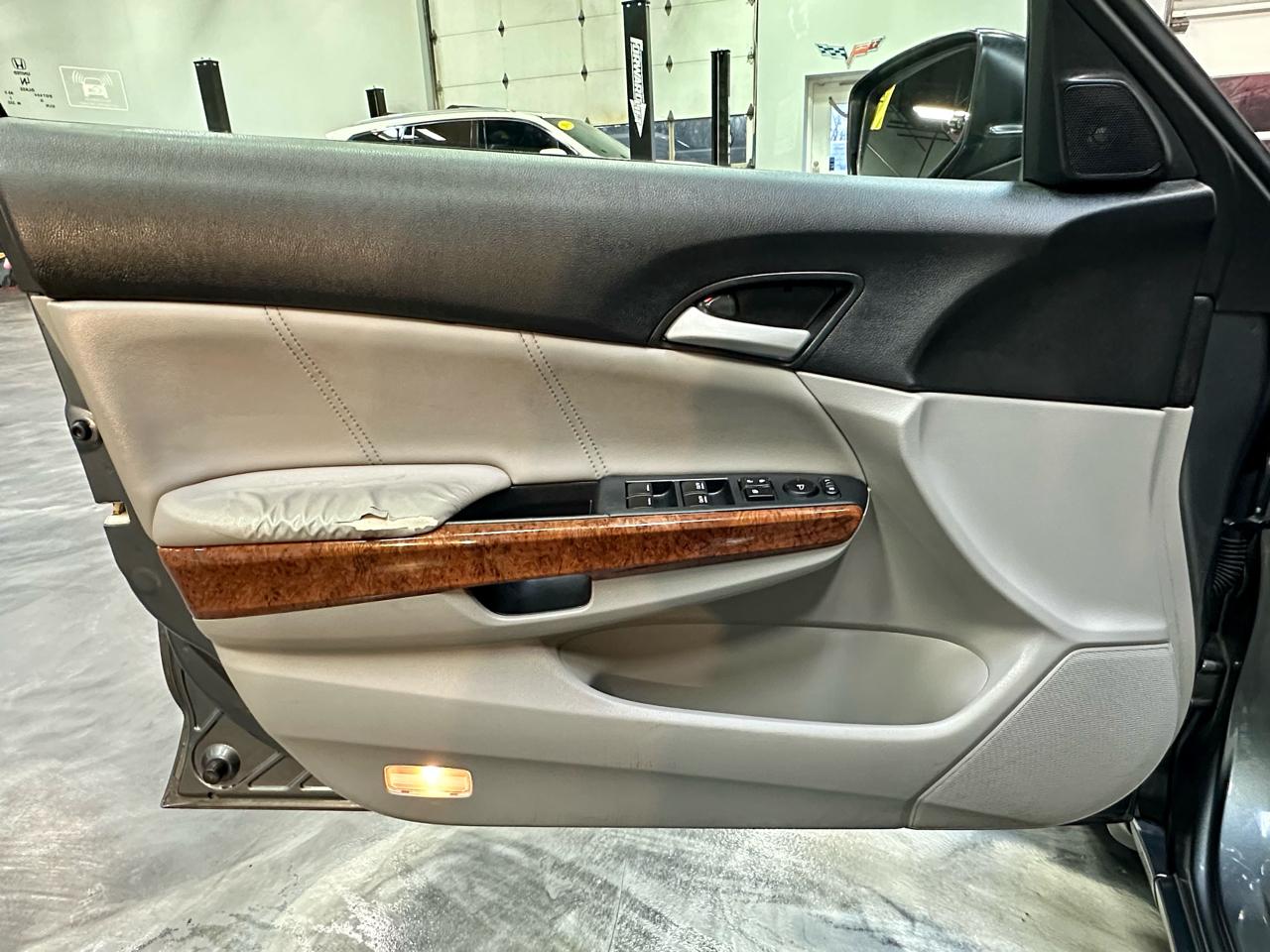 Honda Accord Sdn 4dr I4 Auto EX-L 2011