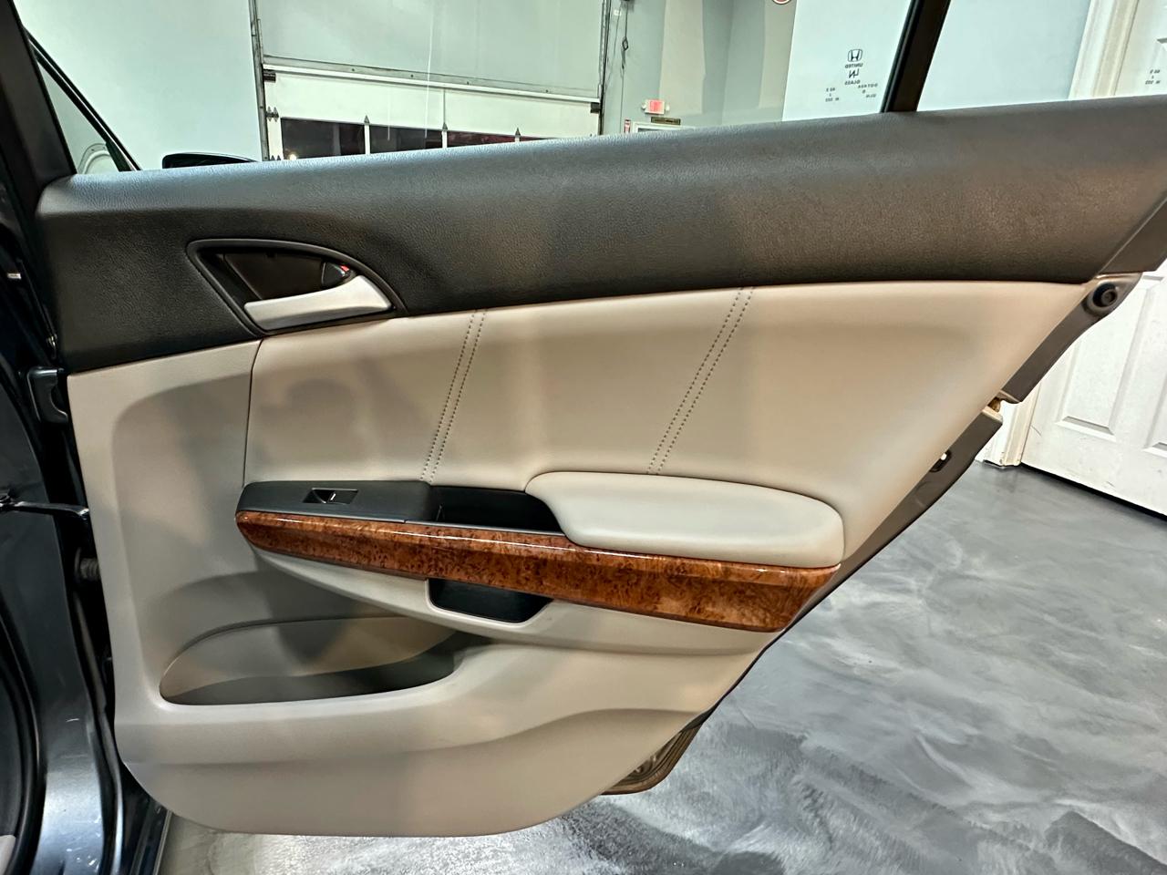 Honda Accord Sdn 4dr I4 Auto EX-L 2011