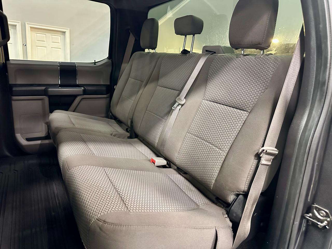 Ford Super Duty F-350 SRW XLT 4WD Crew Cab 8' Box 2019