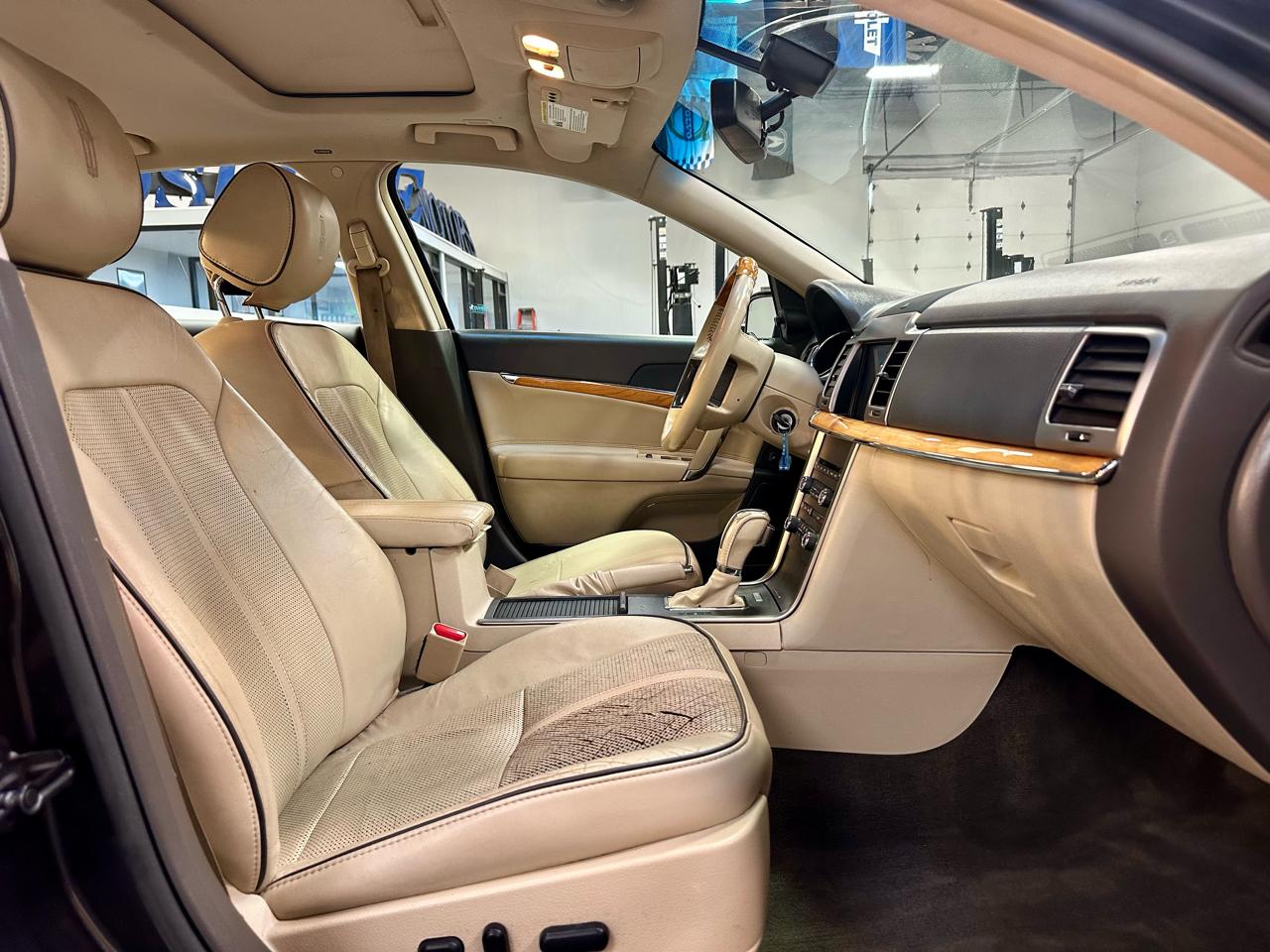 Lincoln MKZ 4dr Sdn AWD 2012