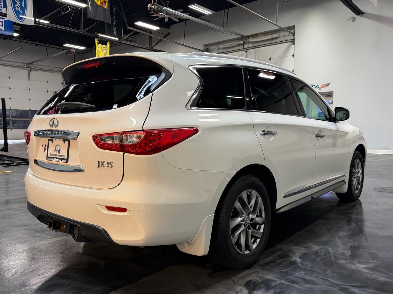 Infiniti JX35 AWD 4dr 2013
