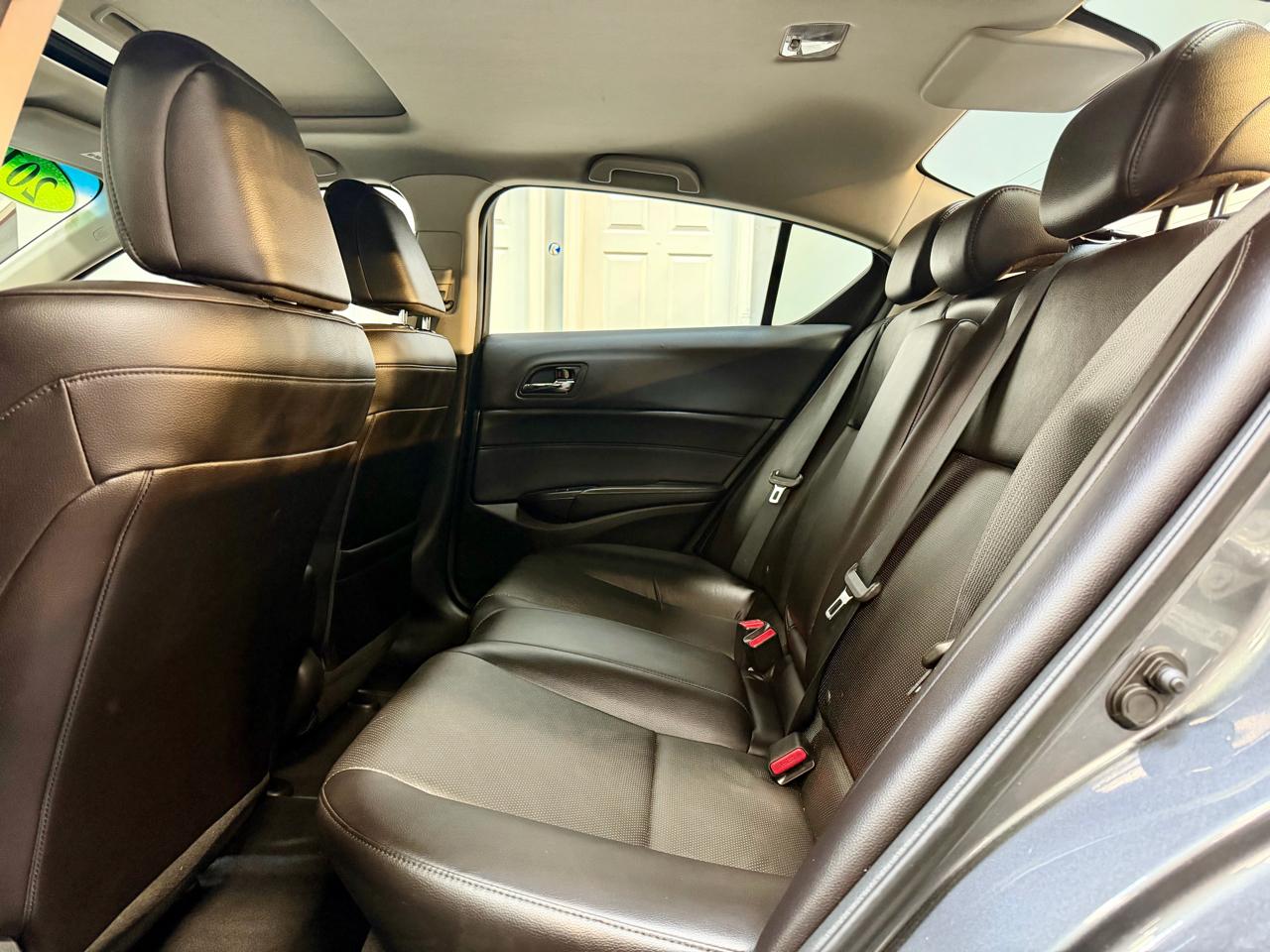 Acura ILX 4dr Sdn 2.0L Tech Pkg 2014