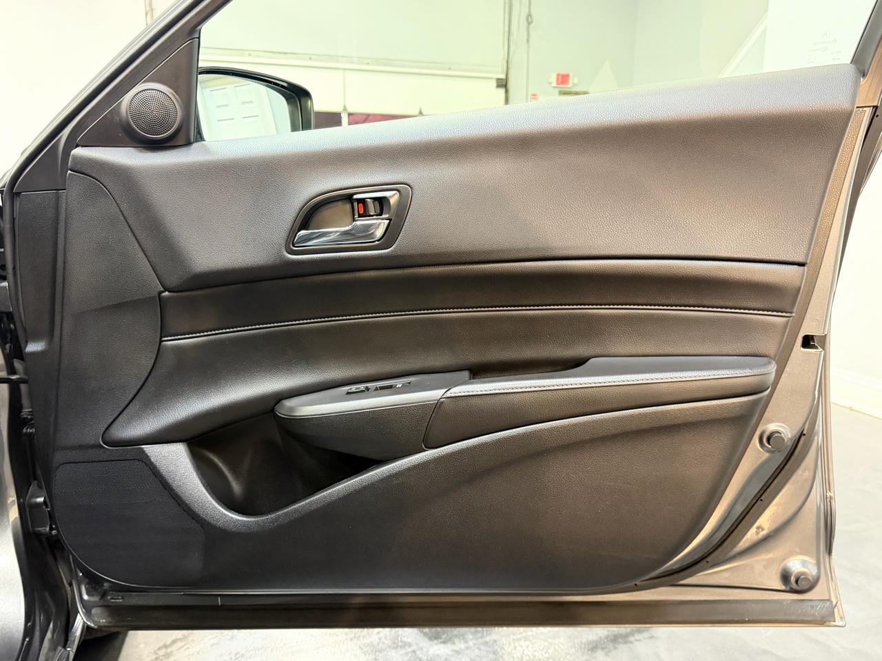 Acura ILX 4dr Sdn 2.0L Tech Pkg 2014