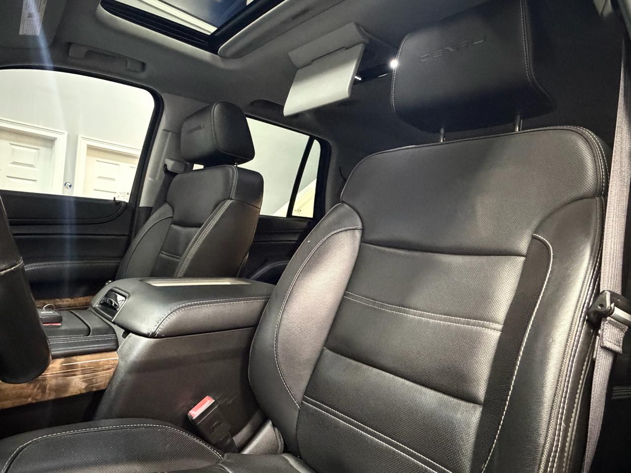 GMC Yukon Denali 4WD 2016