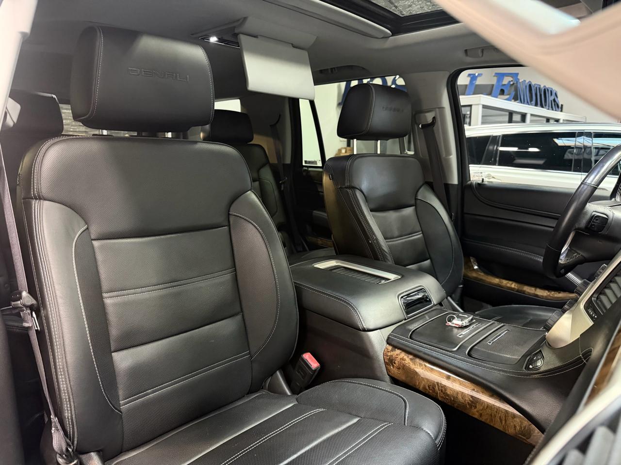 GMC Yukon Denali 4WD 2016