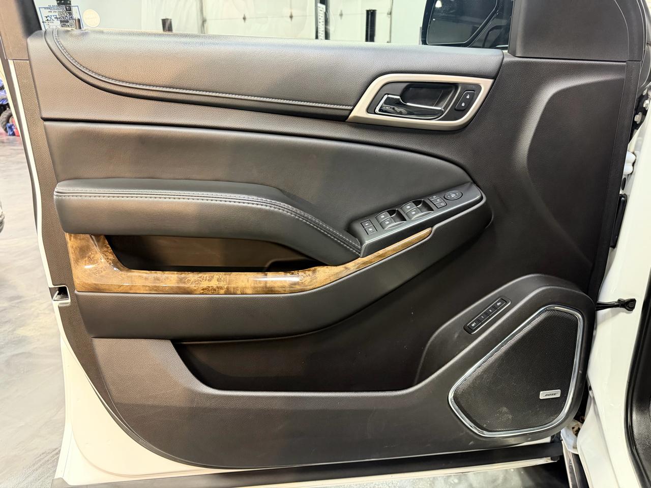 GMC Yukon Denali 4WD 2016