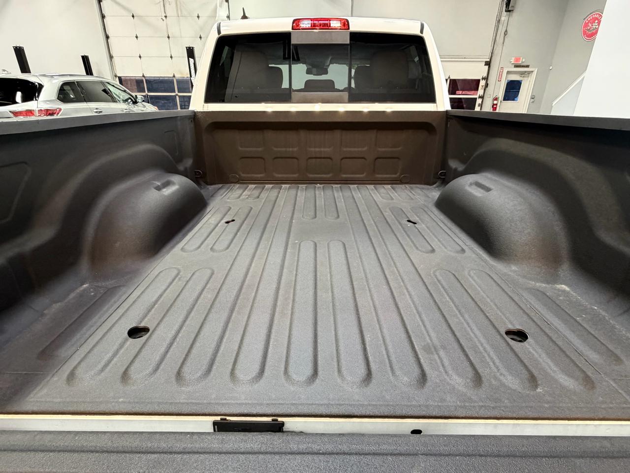 RAM 1500 4WD Crew Cab 149" Laramie Longhorn Edition 2014