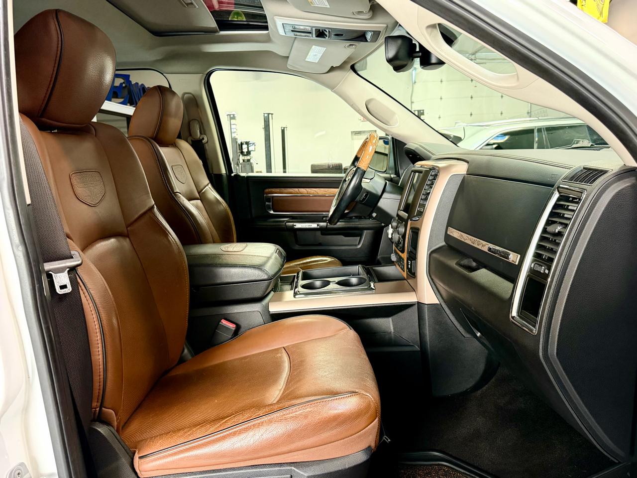 RAM 1500 4WD Crew Cab 149" Laramie Longhorn Edition 2014