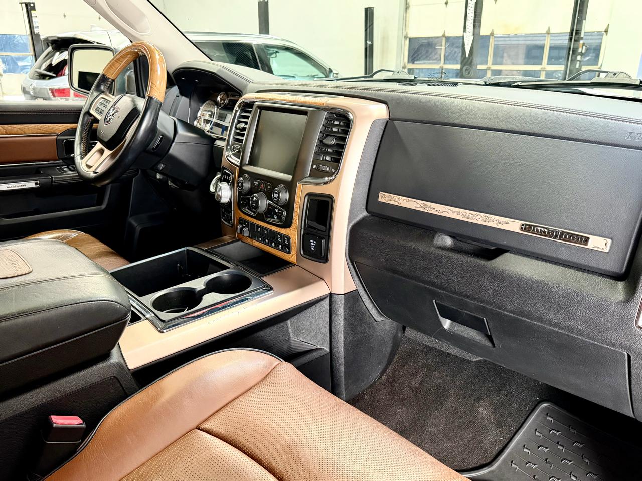 RAM 1500 4WD Crew Cab 149" Laramie Longhorn Edition 2014