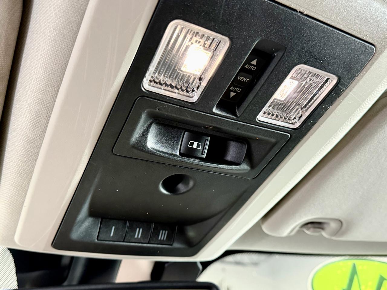 RAM 1500 4WD Crew Cab 149" Laramie Longhorn Edition 2014