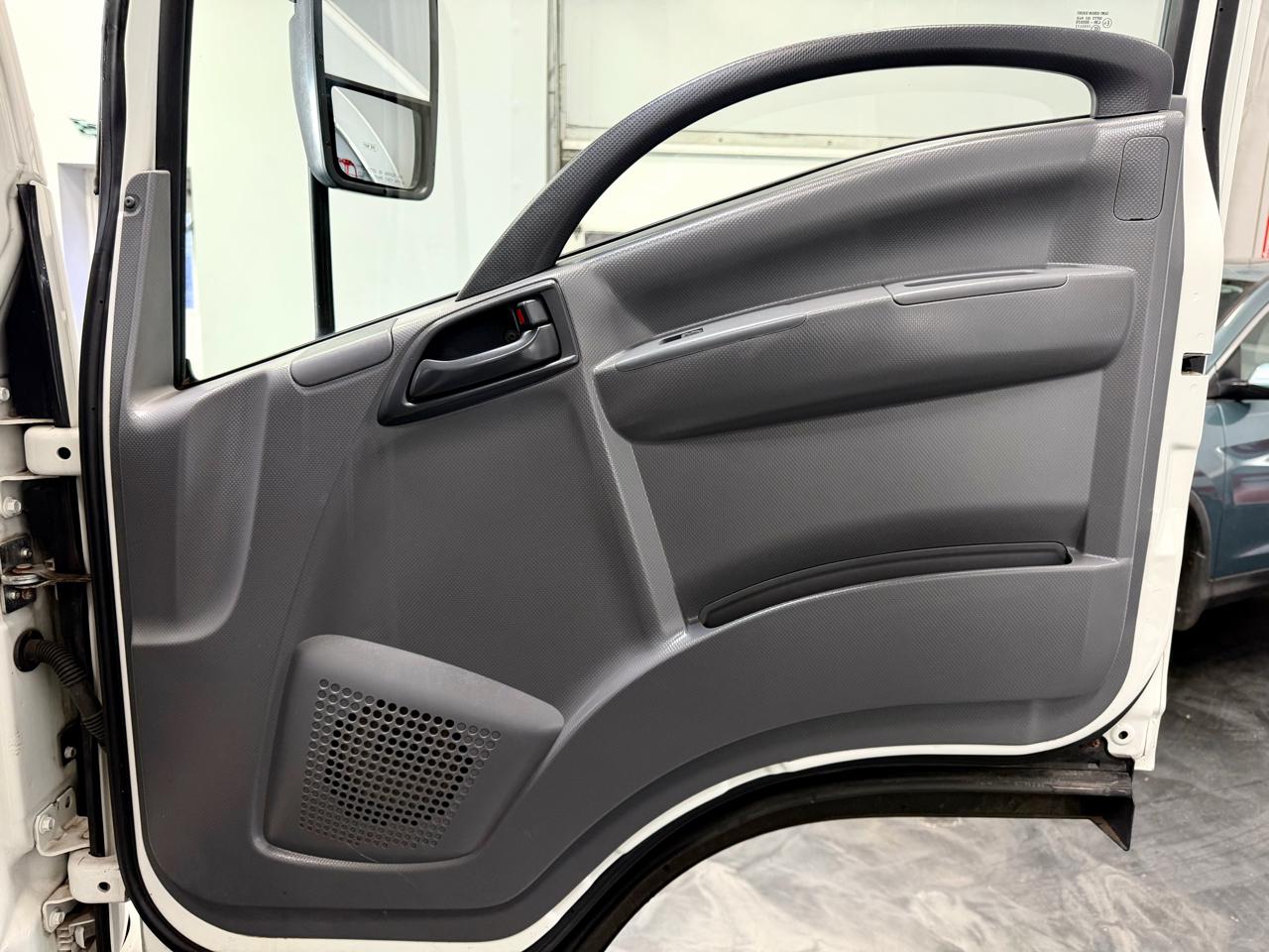 Isuzu NPR DSL REG AT ECO-MAX 110" WB RED CAB IBT AIR PWL 2014