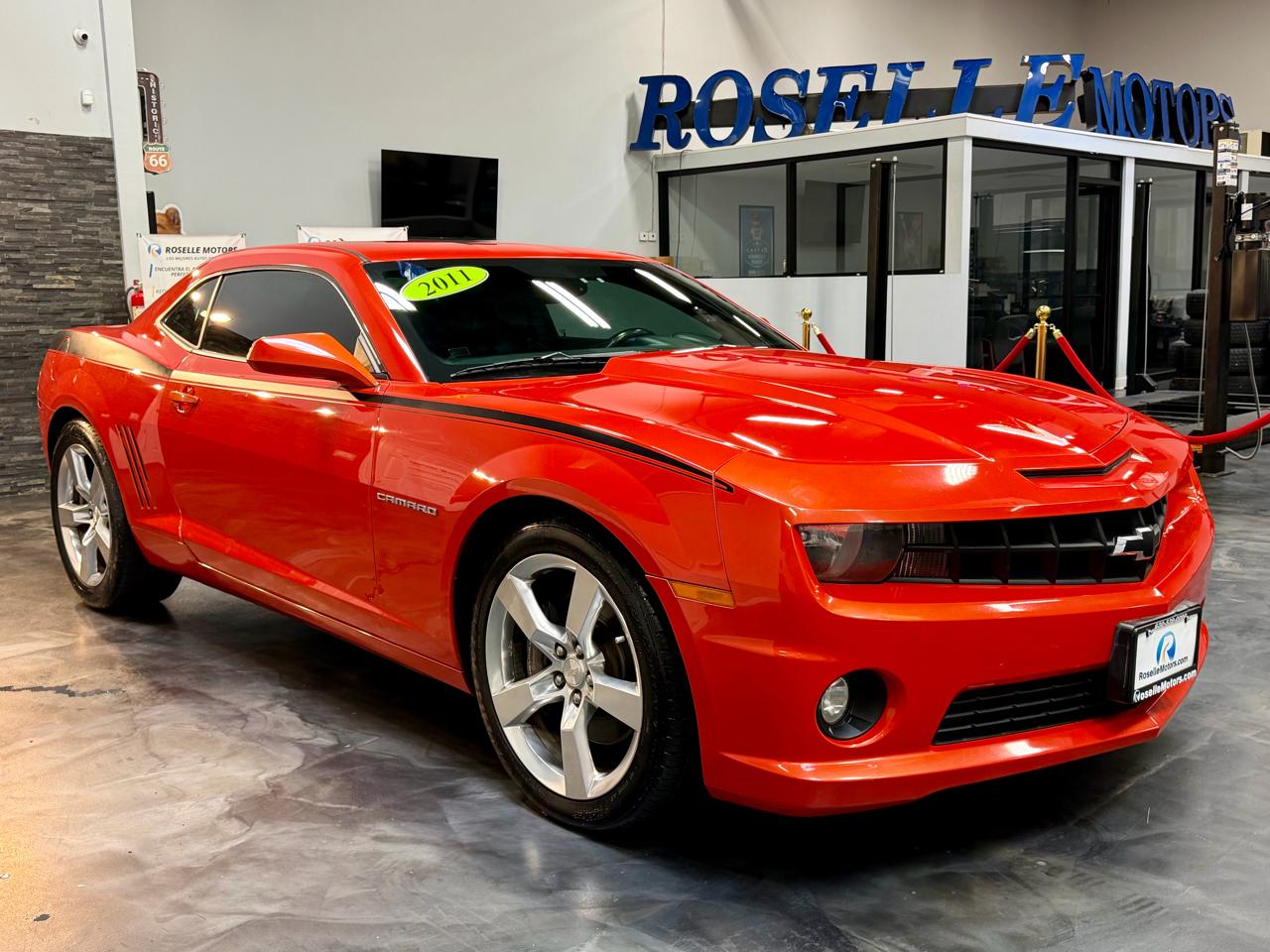Chevrolet Camaro 2dr Cpe 2SS 2011