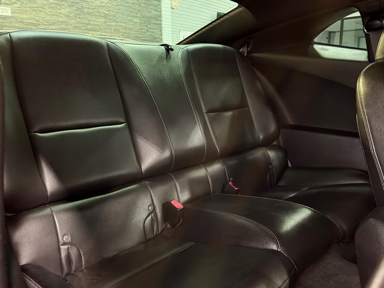 Chevrolet Camaro 2dr Cpe 2SS 2011