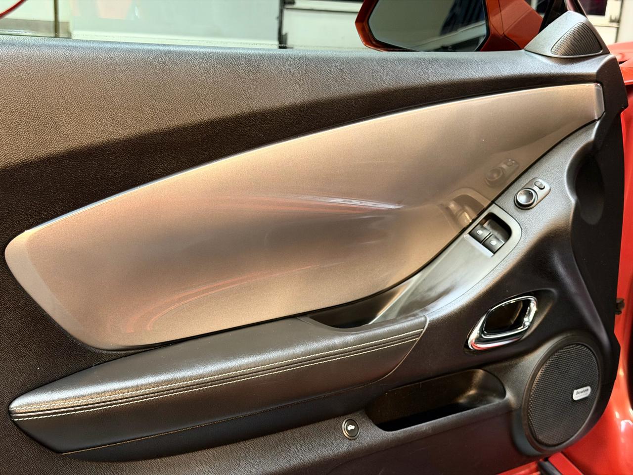 Chevrolet Camaro 2dr Cpe 2SS 2011