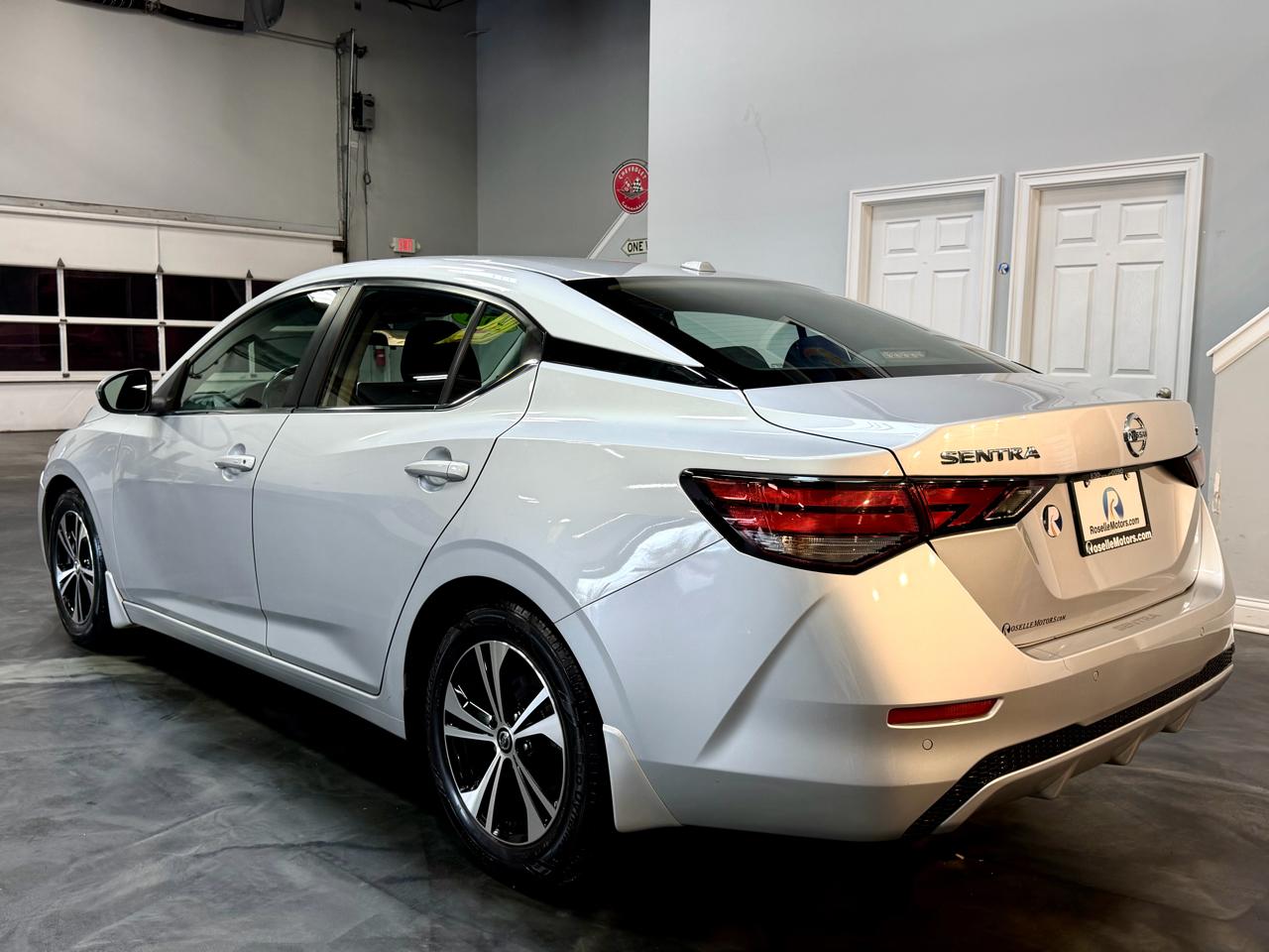 Nissan Sentra SV CVT 2021