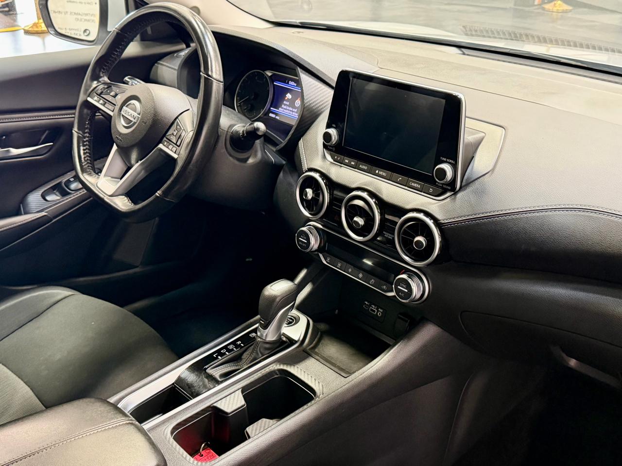 Nissan Sentra SV CVT 2021