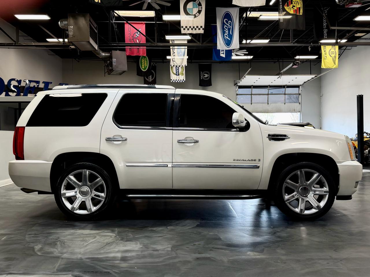 Cadillac Escalade  2008