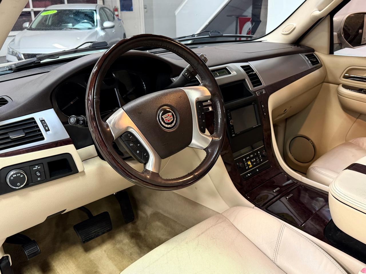 Cadillac Escalade  2008