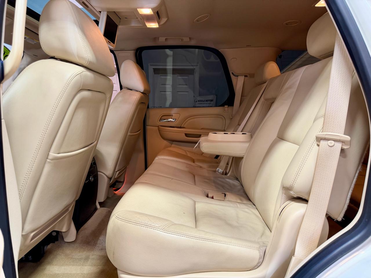 Cadillac Escalade  2008