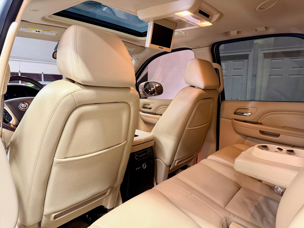 Cadillac Escalade  2008