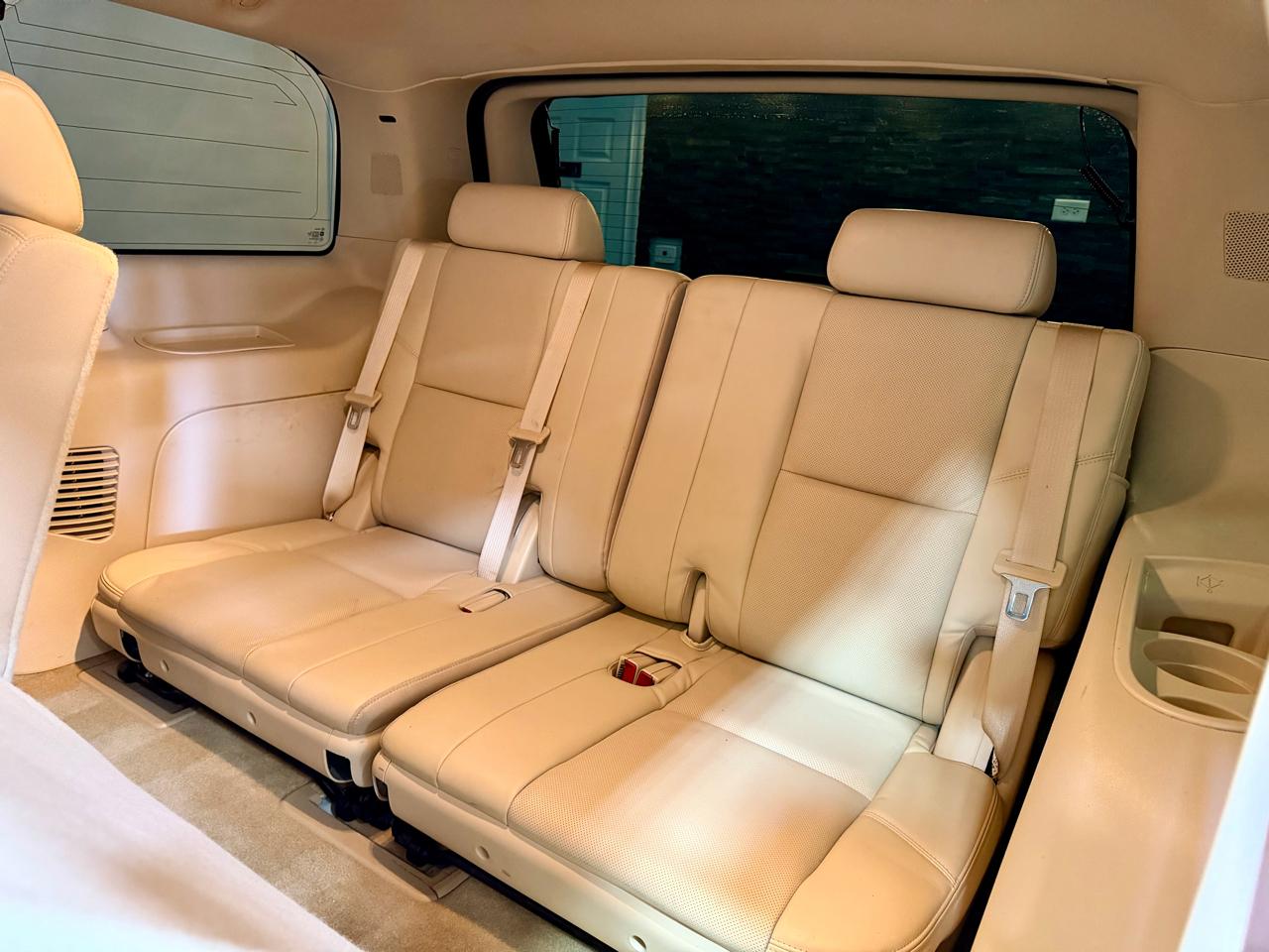 Cadillac Escalade  2008