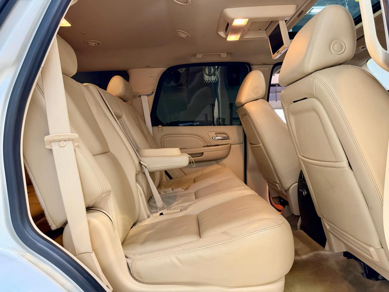 Cadillac Escalade  2008