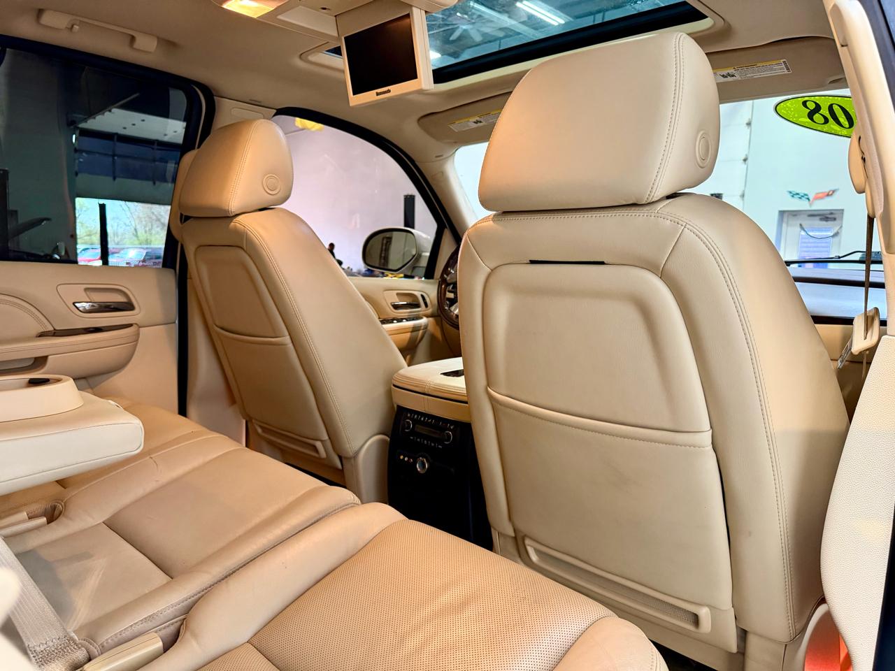 Cadillac Escalade  2008