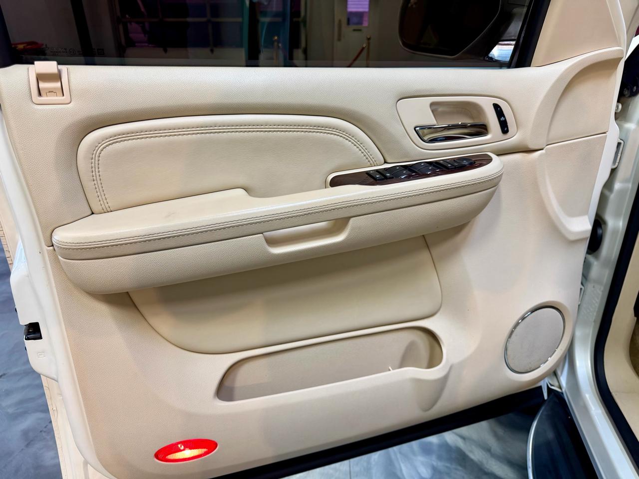 Cadillac Escalade  2008