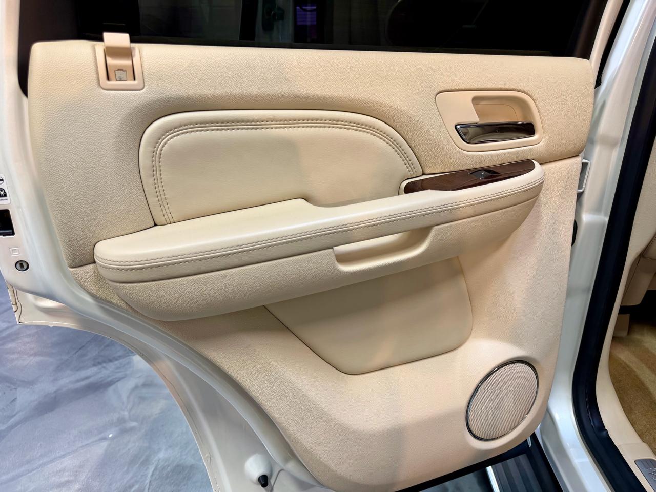 Cadillac Escalade  2008