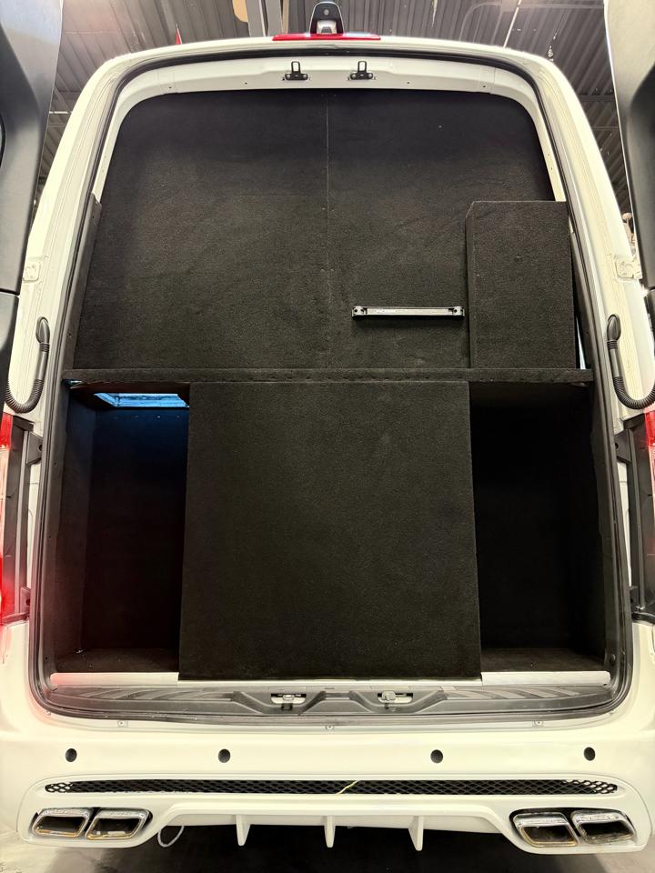 Mercedes-Benz Sprinter Passenger Van 2500 High Roof V6 170" RWD 2019