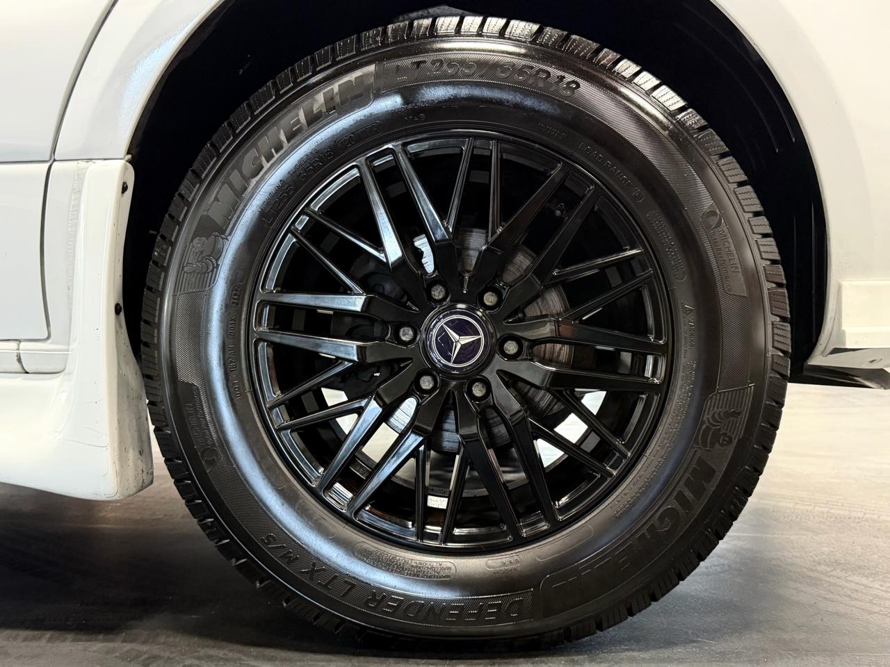 Mercedes-Benz Sprinter Passenger Van 2500 High Roof V6 170" RWD 2019