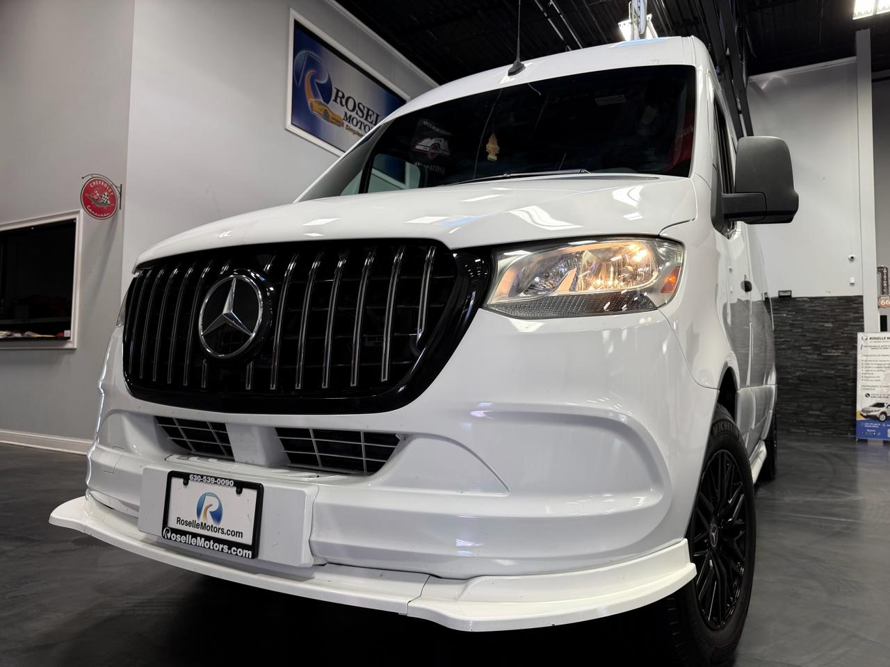 Mercedes-Benz Sprinter Passenger Van 2500 High Roof V6 170" RWD 2019