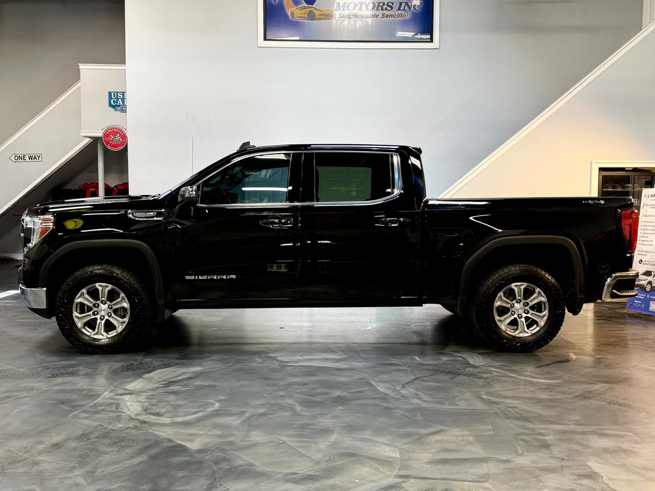 2020 GMC Sierra 4WD Crew Cab Short Box SLE's photo