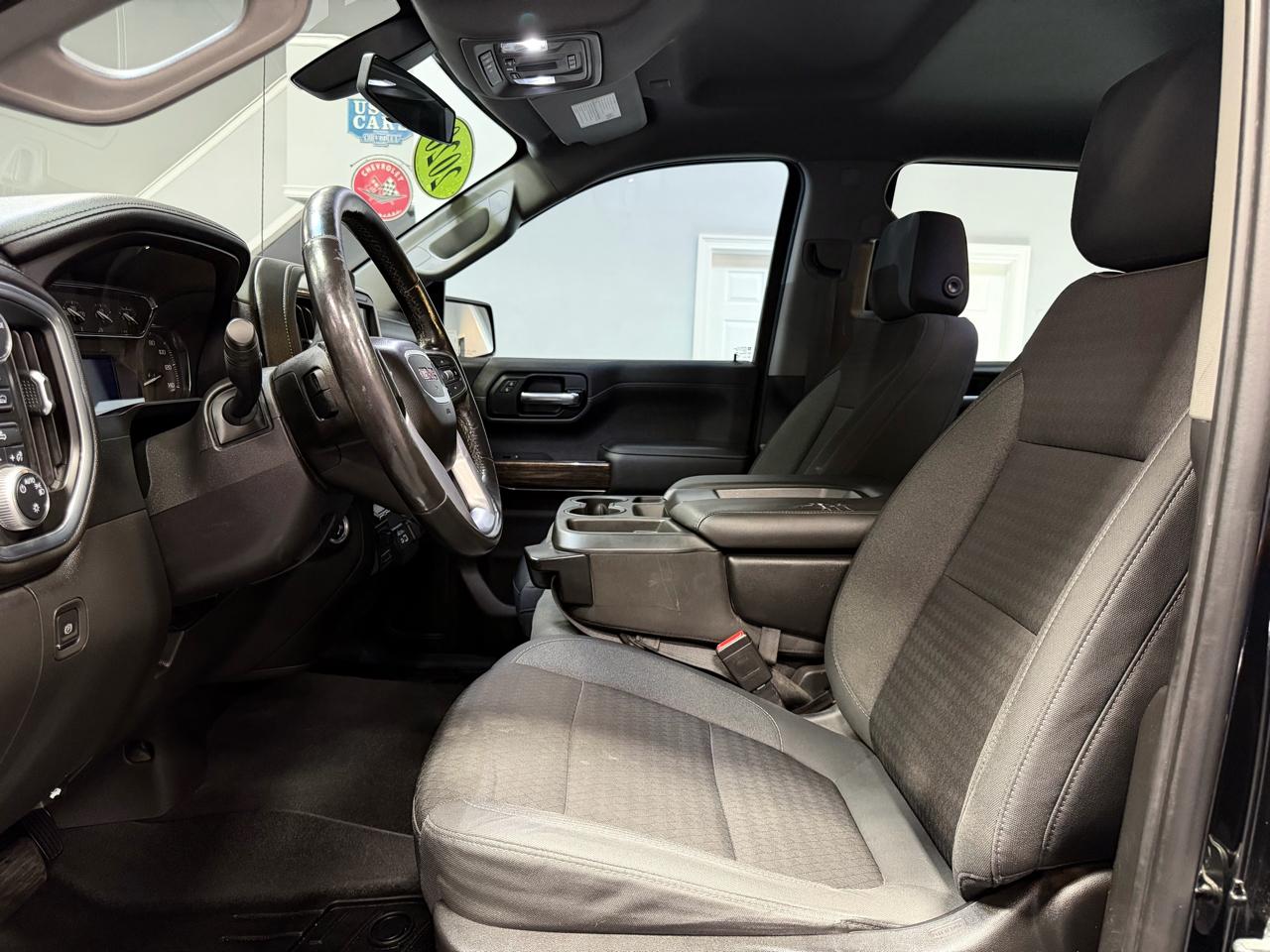 GMC Sierra 1500 4WD Crew Cab 147" SLE 2020