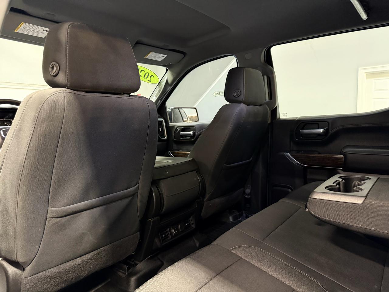 GMC Sierra 1500 4WD Crew Cab 147" SLE 2020