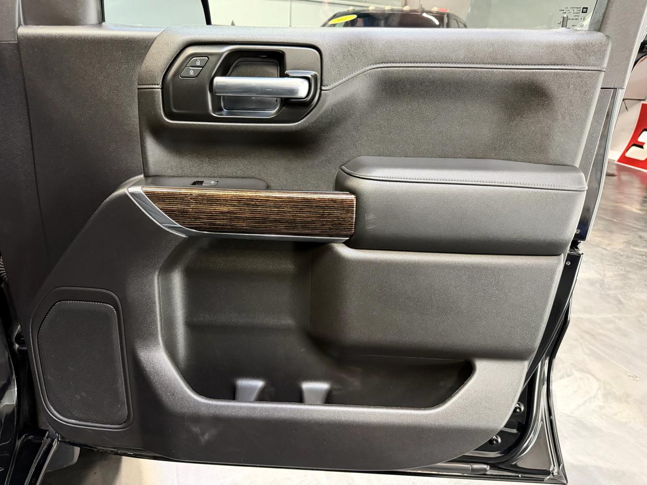GMC Sierra 1500 4WD Crew Cab 147" SLE 2020