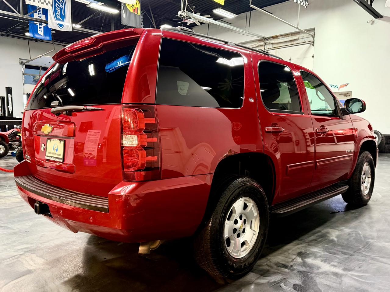 Chevrolet Tahoe 4WD 4dr 1500 LT 2013
