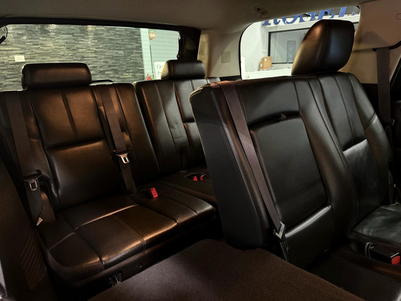 Chevrolet Tahoe 4WD 4dr 1500 LT 2013