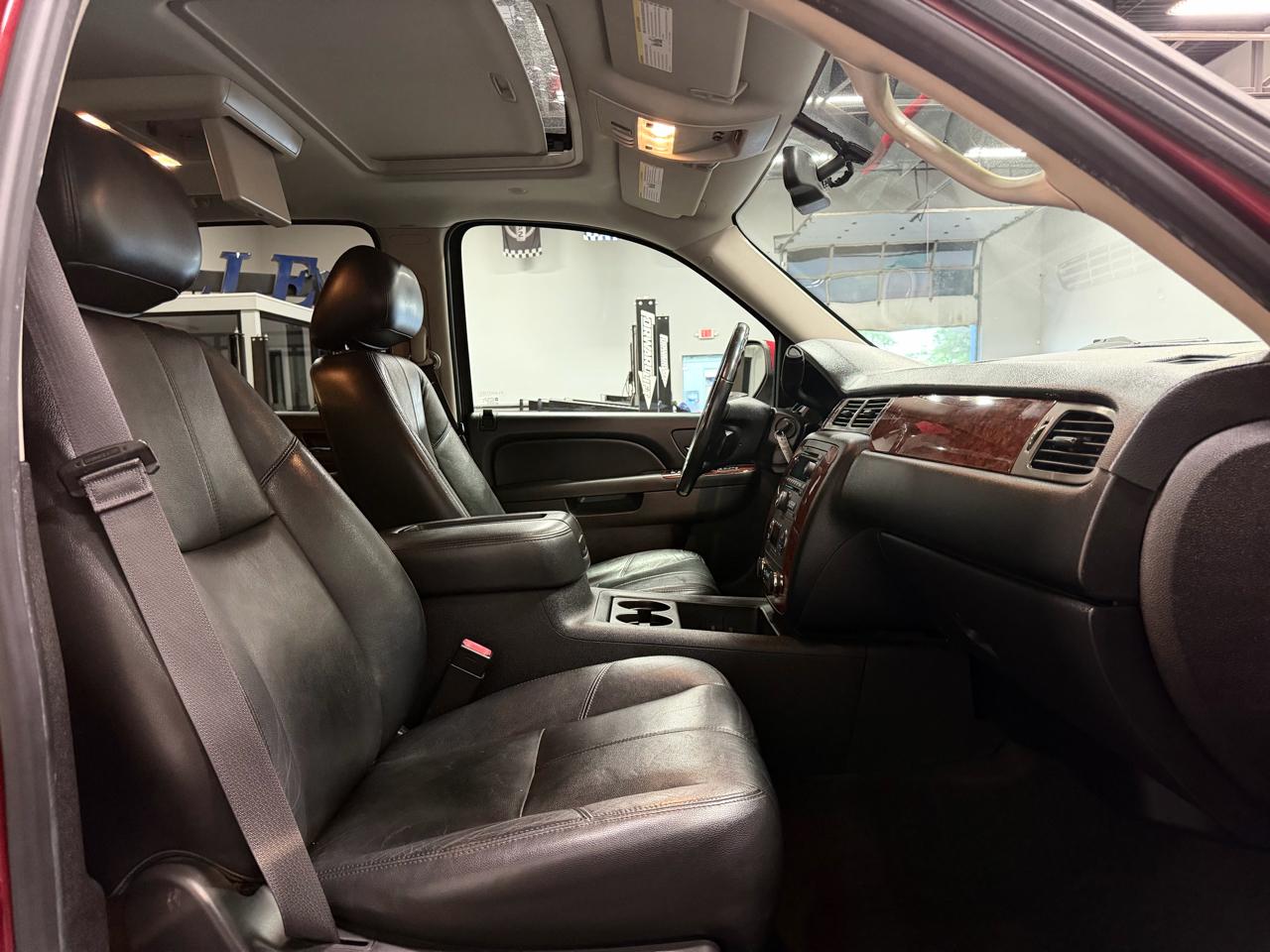 Chevrolet Tahoe 4WD 4dr 1500 LT 2013